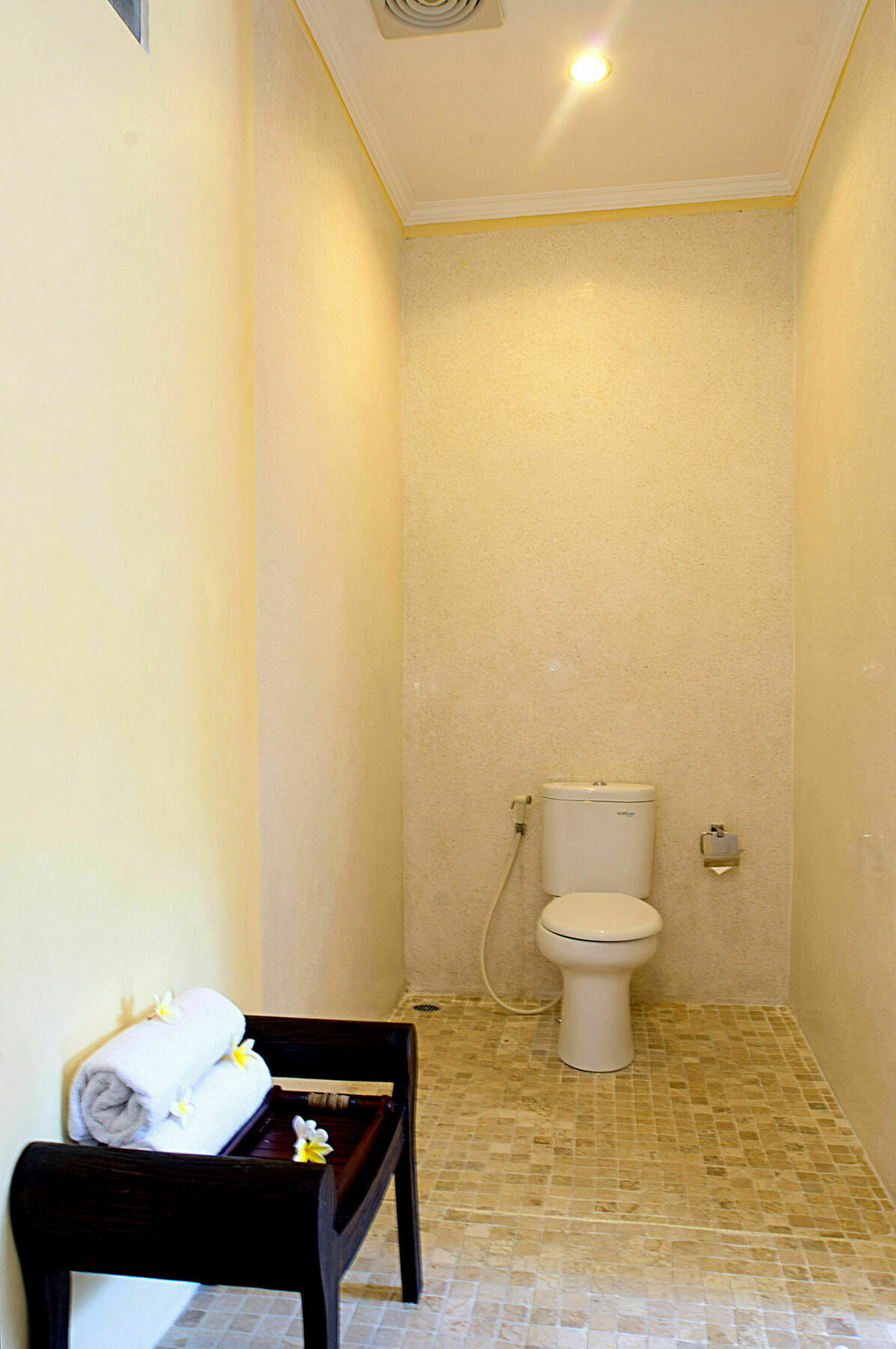 Md Guesthouse By Best Deals Asia Hospitality سمينياك المظهر الخارجي الصورة