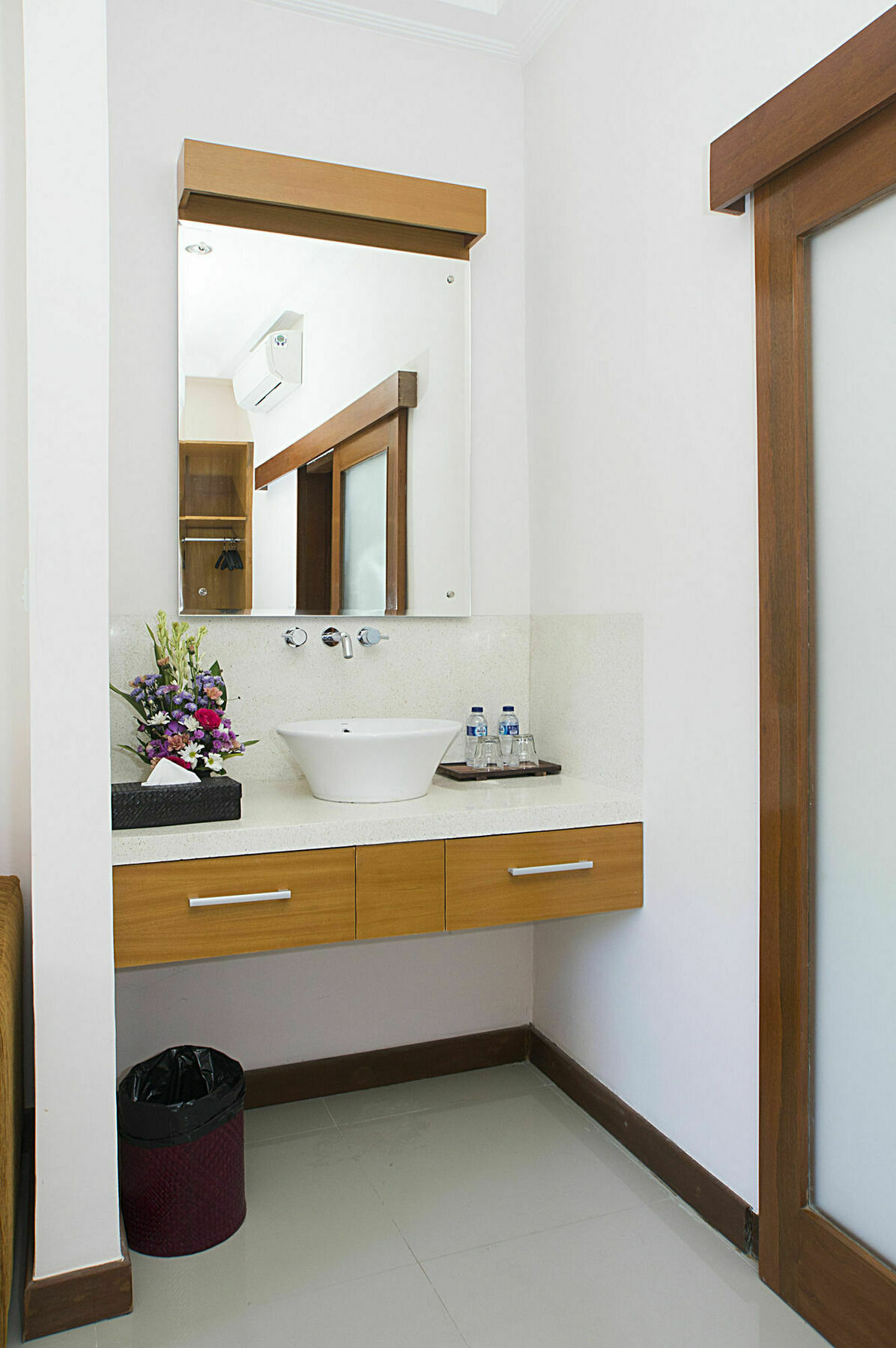 Md Guesthouse By Best Deals Asia Hospitality سمينياك المظهر الخارجي الصورة