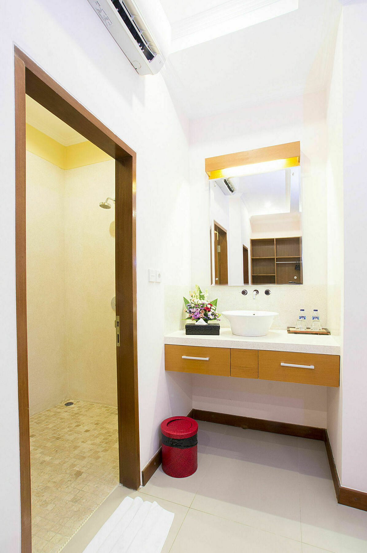Md Guesthouse By Best Deals Asia Hospitality سمينياك المظهر الخارجي الصورة